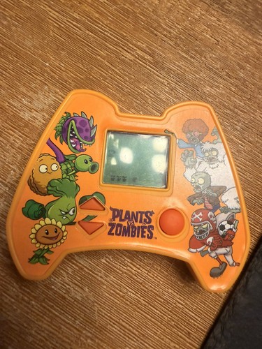 Plants zombies lcd - plants,