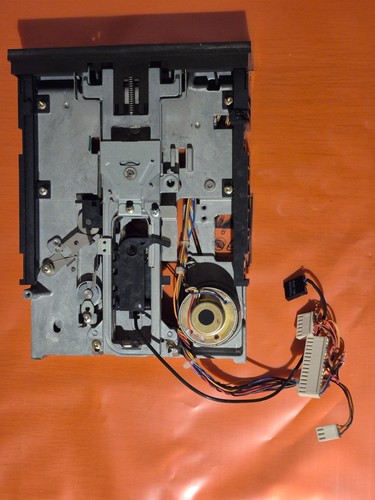 Commodore c64 c128 - ,